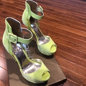 Bebe Lucie Pumps